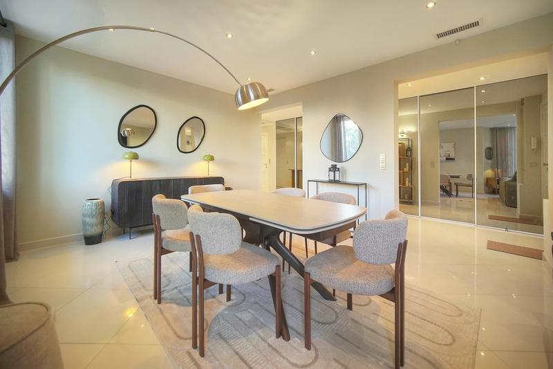 Appartement - 150 m² - 4 pièces