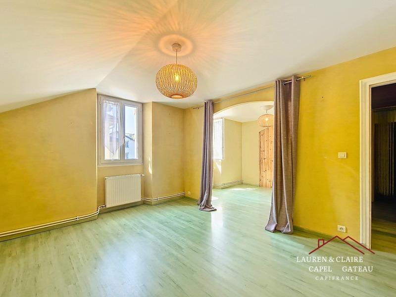 Maison de ville - 159 m² - 7 pièces