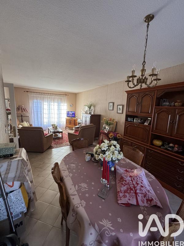 Maison - 93 m² - 5 pièces