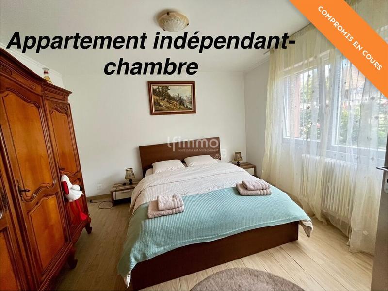 Maison - 252 m² - 10 pièces