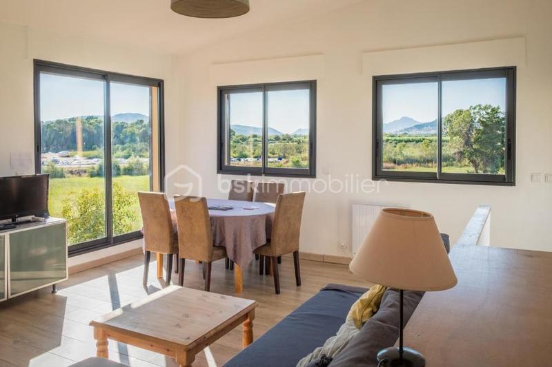 Maison - 82 m² - 4 pièces