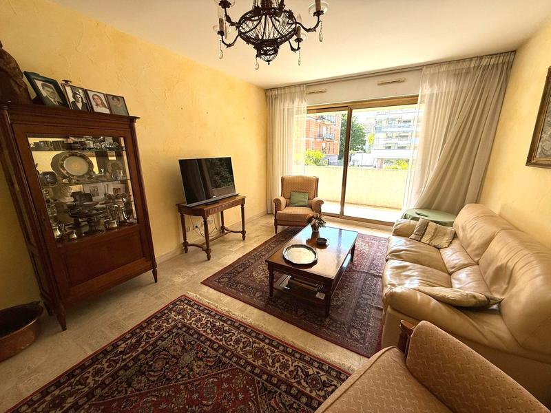 Appartement - 84 m² - 3 pièces