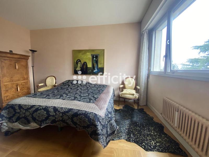 Appartement - 111 m² - 4 pièces