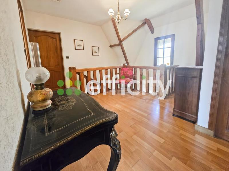 Chaumière - 152 m² - 5 pièces