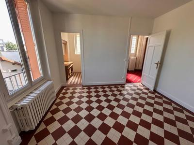 Maison - 136 m² - 5 pièces