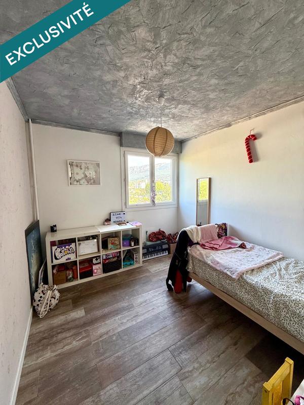 Appartement - 75 m² - 4 pièces