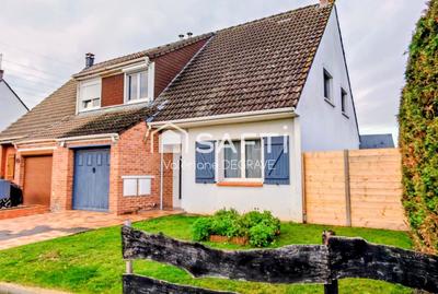 Maison - 91 m² - 4 pièces