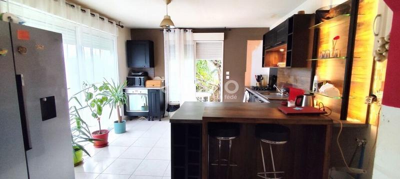 Maison - 254 m² - 10 pièces