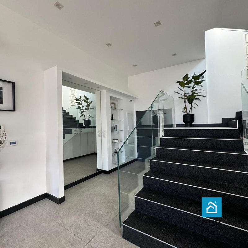 Maison contemporaine - 145 m² - 4 pièces