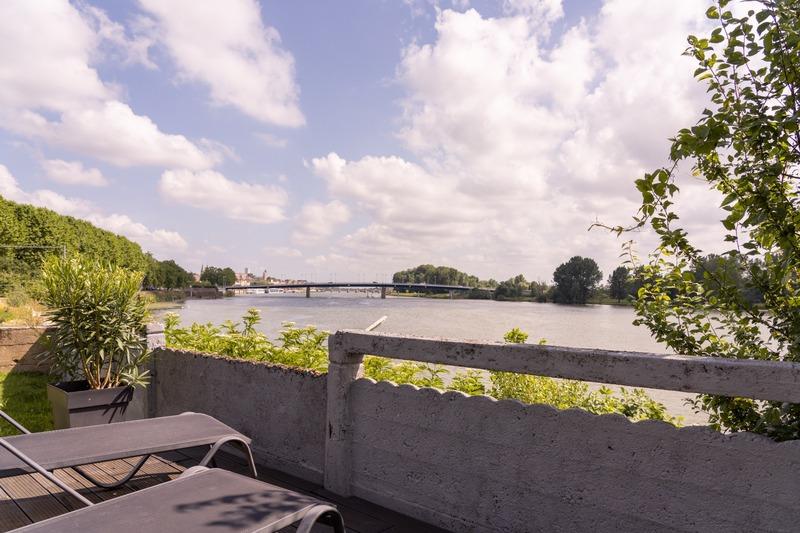 Maison - 227 m² - 10 pièces