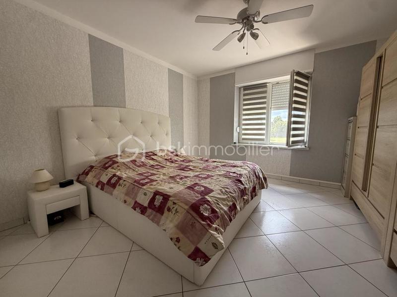 Maison - 177 m² - 7 pièces