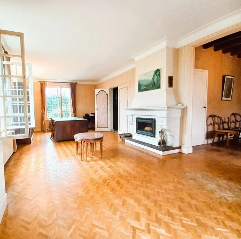 Maison - 160 m² - 7 pièces