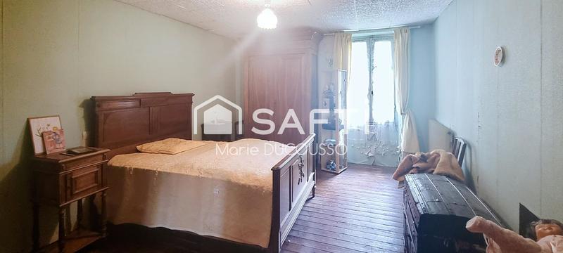 Maison - 237 m² - 8 pièces