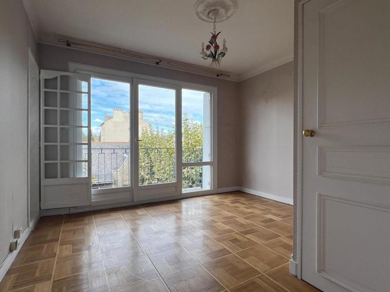 Appartement - 99 m² - 4 pièces