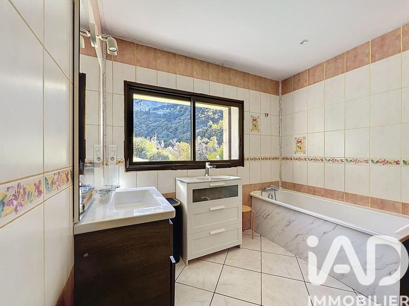 Maison de campagne - 250 m² - 7 pièces