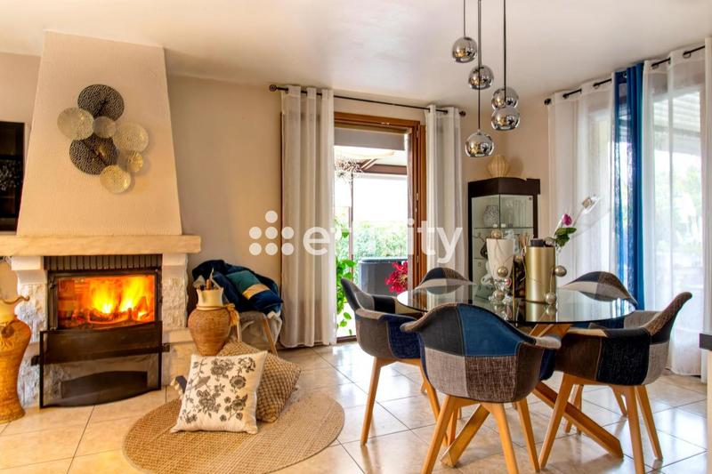 Maison - 116 m² - 5 pièces