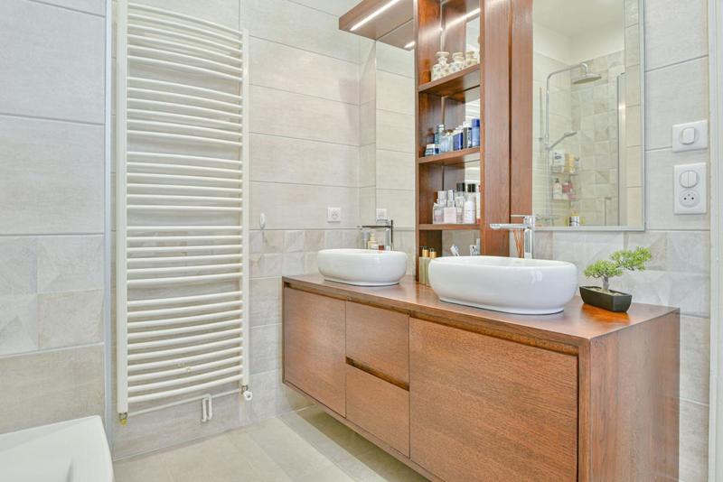 Maison - 200 m² - 8 pièces