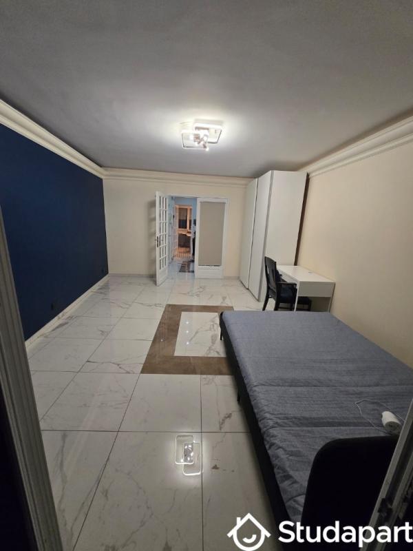 Chambre - 10 m² - 1 pièce