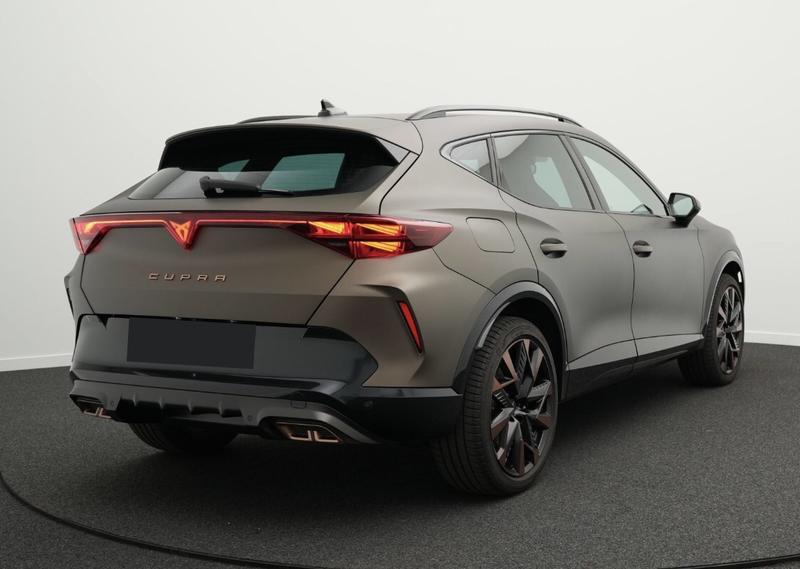 Cupra Formentor 272 Vz Hybrid Rechargeable / Coffre et Sieges Elec Regulateur de Distance Volant Super Sport