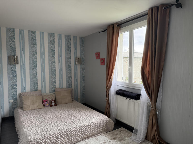 Maison - 277 m² - 8 pièces