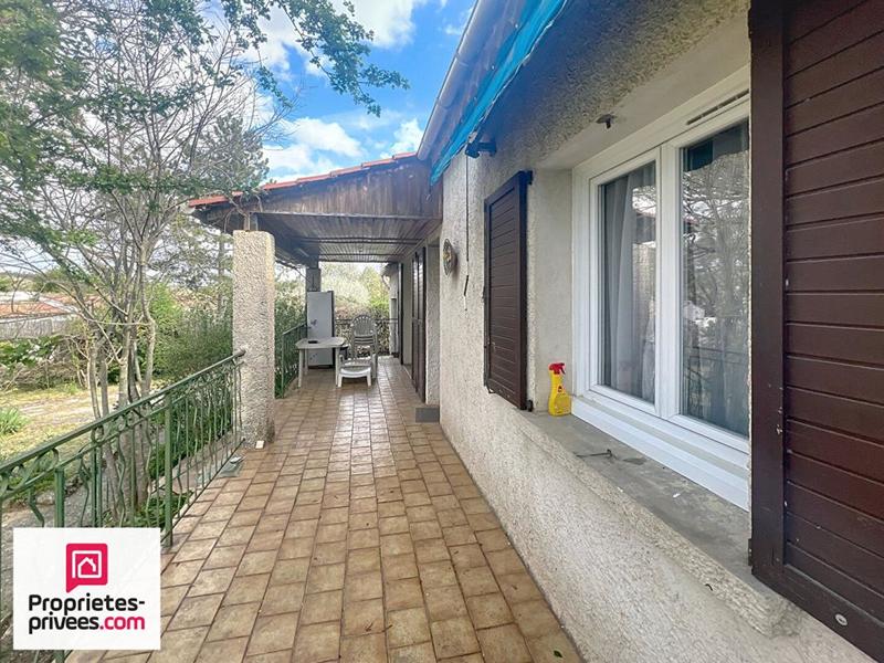 Villa - 100 m² - 5 pièces