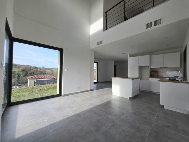 Maison - 119 m² - 6 pièces