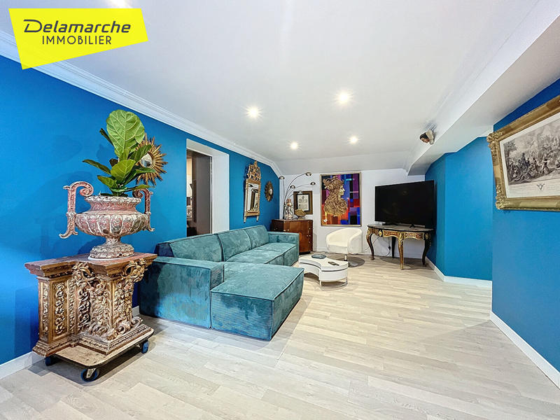 Immeuble - 7 pièces