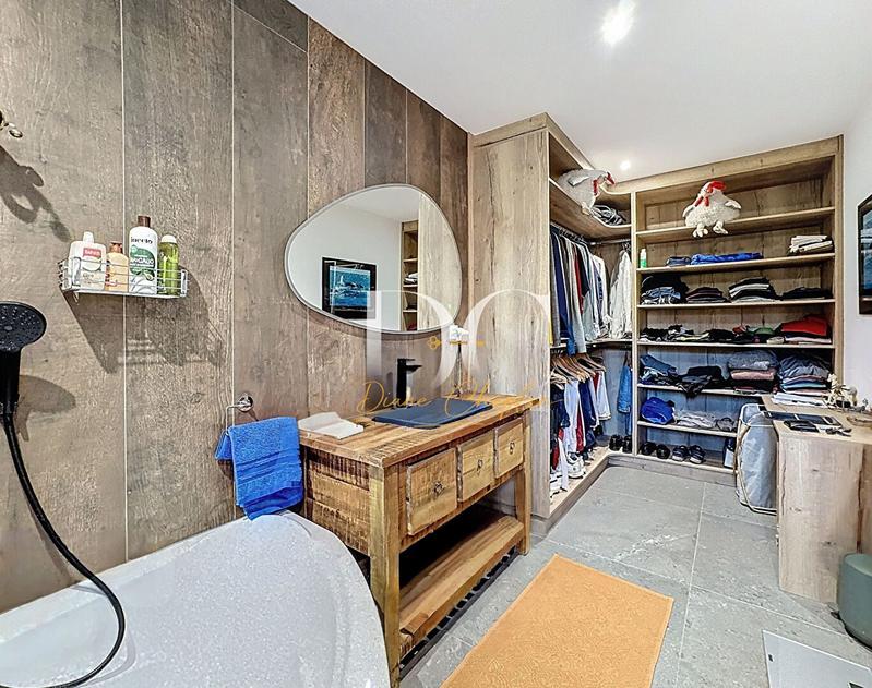 Mas - 164 m² - 5 pièces