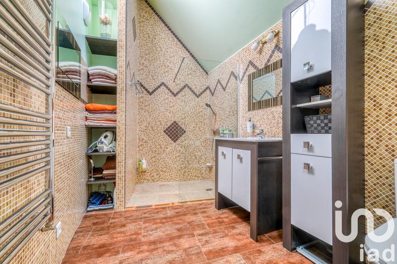 Appartement - 127 m² - 5 pièces