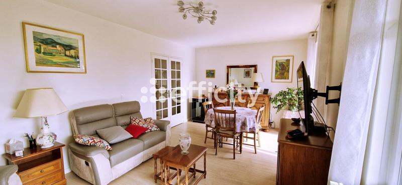 Appartement - 81 m² - 4 pièces