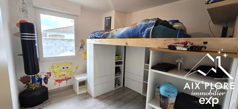 Maison - 90 m² - 4 pièces