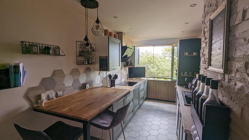 Appartement - 86 m² - 4 pièces