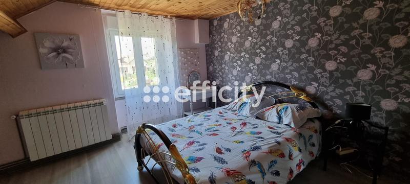 Maison - 234 m² - 13 pièces