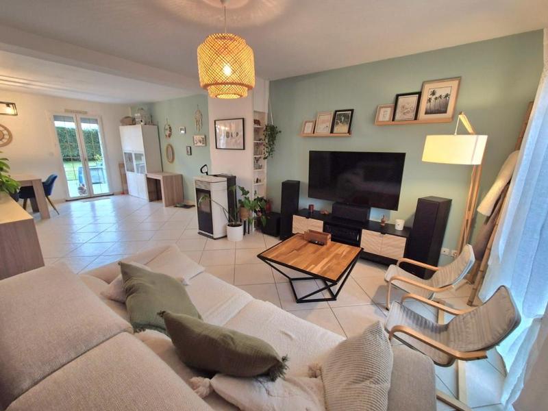 Maison - 100 m² - 4 pièces