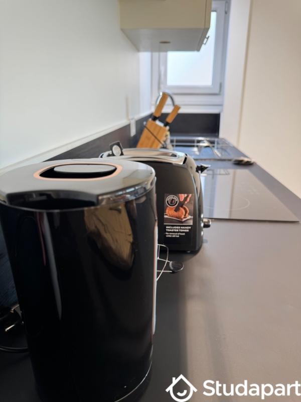 Chambre - 12 m² - 1 pièce