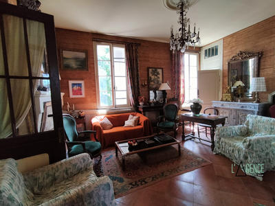 Maison ancienne - 310 m² - 12 pièces