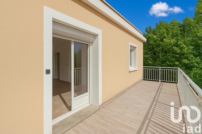 Maison - 80 m² - 5 pièces