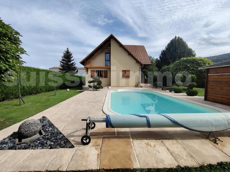 Maison - 124 m² - 7 pièces