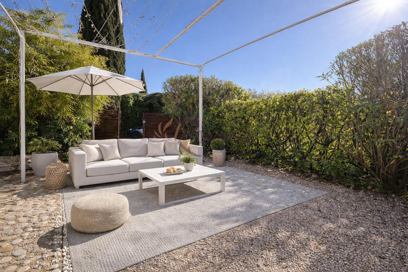 Appartement - 97 m² - 3 pièces