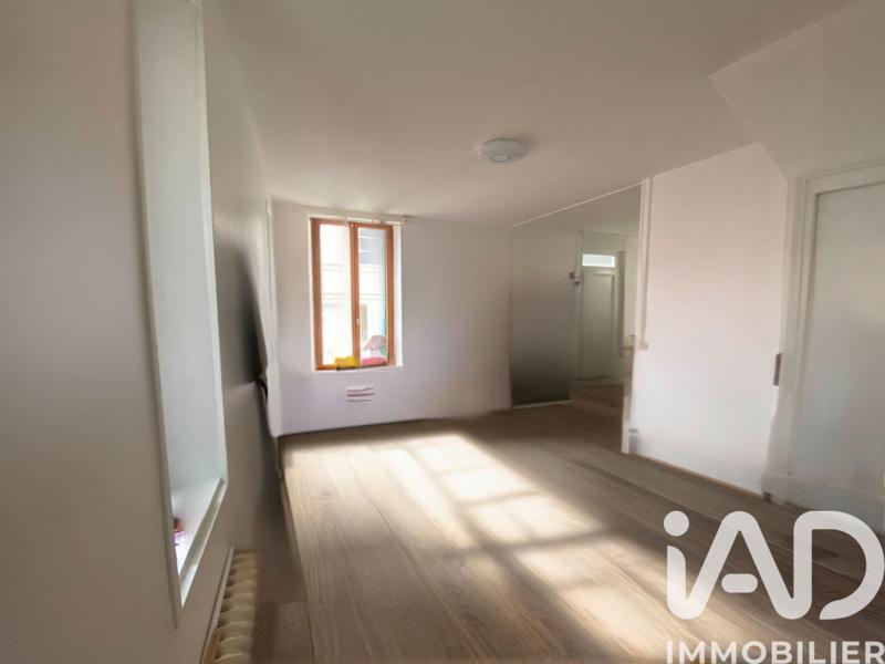 Maison - 104 m² - 4 pièces
