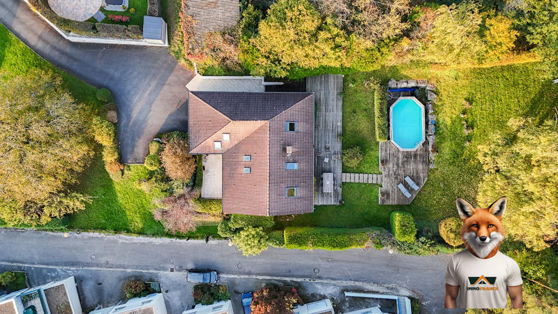 Maison - 171 m² - 8 pièces