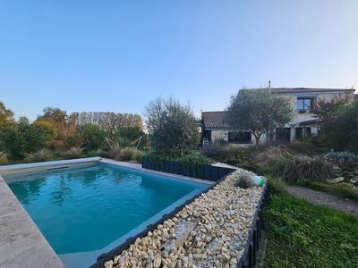 Maison en pierre - 175 m² - 7 pièces