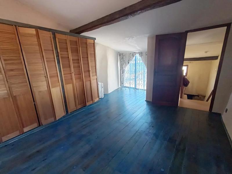 Appartement - 96 m² - 4 pièces