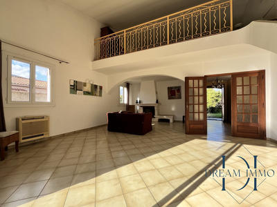 Maison - 160 m² - 6 pièces