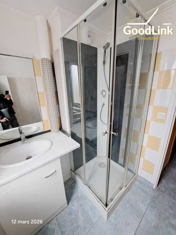 Appartement - 64 m² - 4 pièces