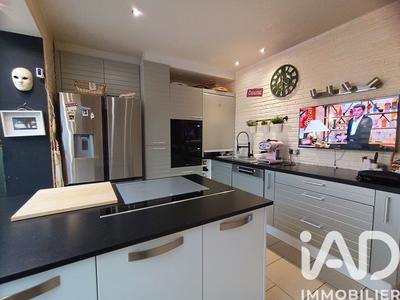 Maison - 110 m² - 4 pièces