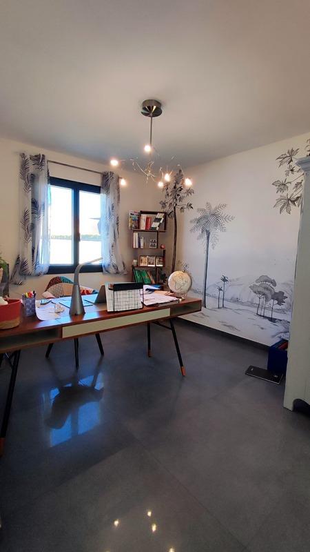 Maison - 123 m² - 5 pièces