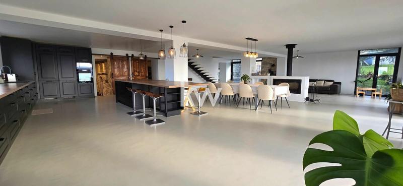 Bastide - 429 m² - 12 pièces