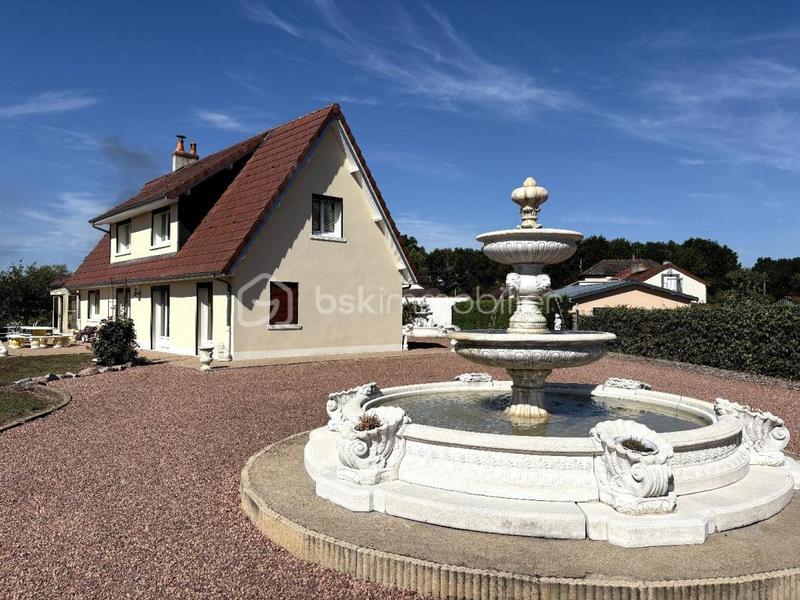 Pavillon - 217 m² - 7 pièces