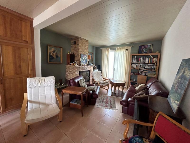 Maison - 199 m² - 8 pièces